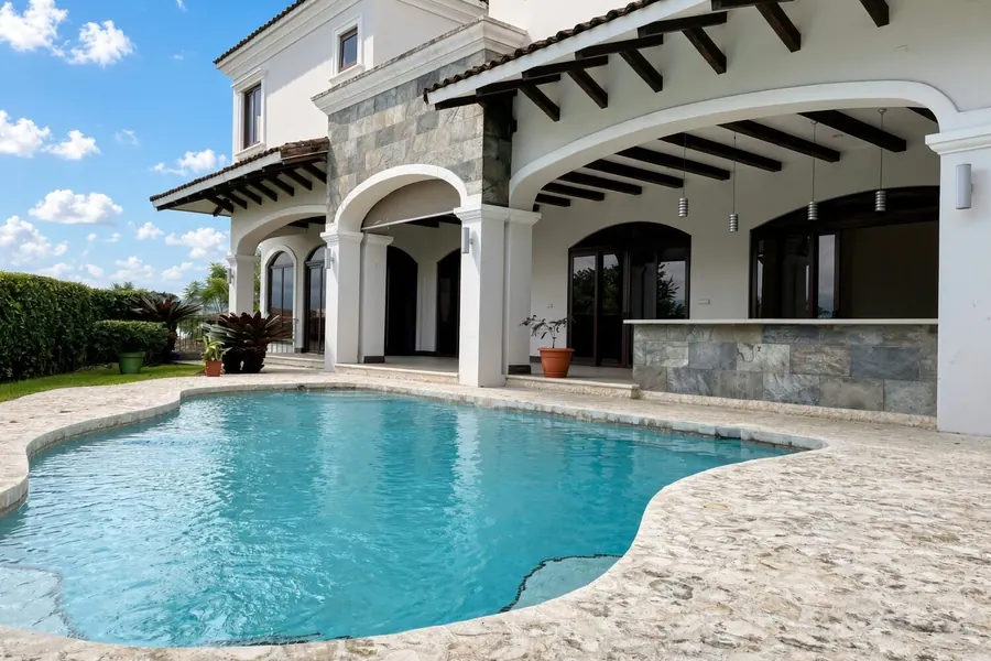 Casa en Guachipelín